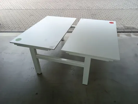 1x scrivania Wini