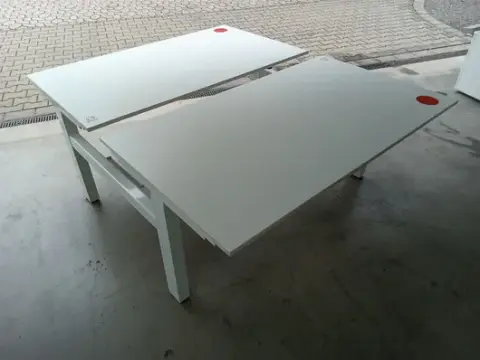 1x scrivania Wini