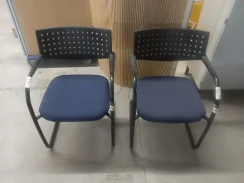 2 sedie da conferenza Vitra Visavis