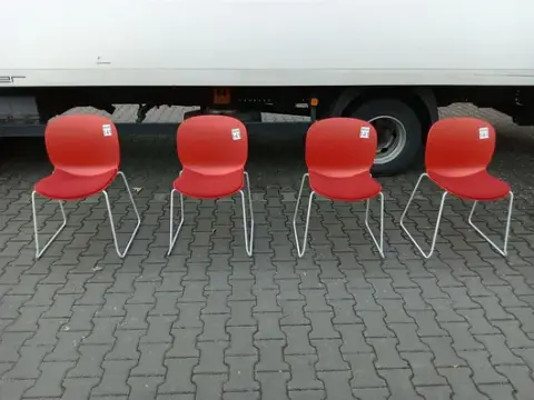 4 sedie per visitatori RBM 6060A Noor Sled Base