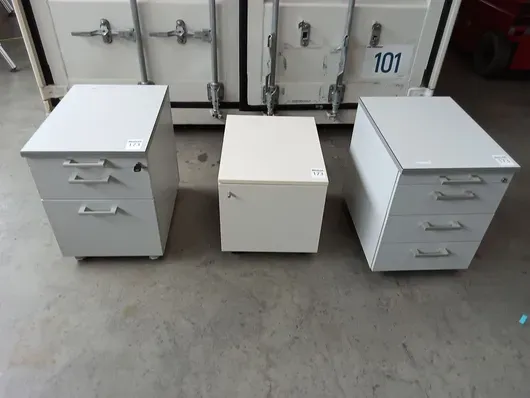 3 pz. contenitori su ruote