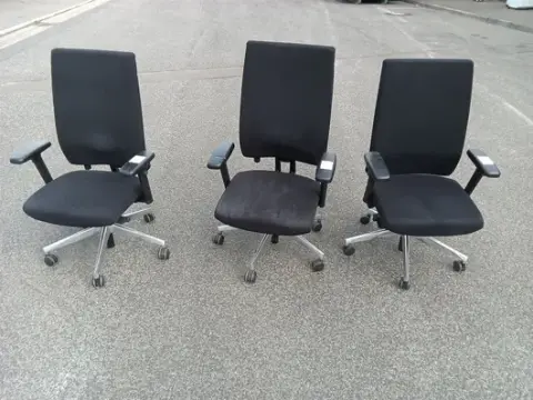 3 sedie girevoli da ufficio Viasit F1