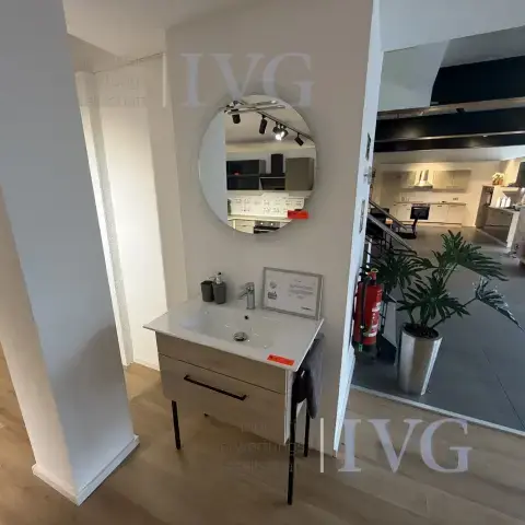 Badezimmerschrank