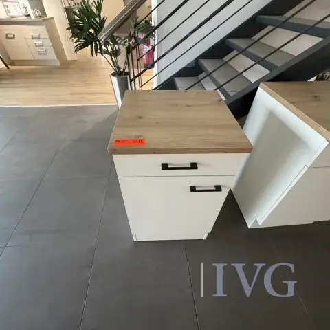 Küchenschrank