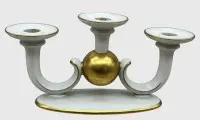 Candelabro de 3 brazos con bola dorada, "Eschenbach" alto 14 cm, ancho 27 cm