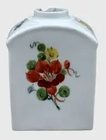 Tetera "Meissen" marca de espadas con estrella hacia 1780, pintura floral, cuello golpeado, alto 10 cm