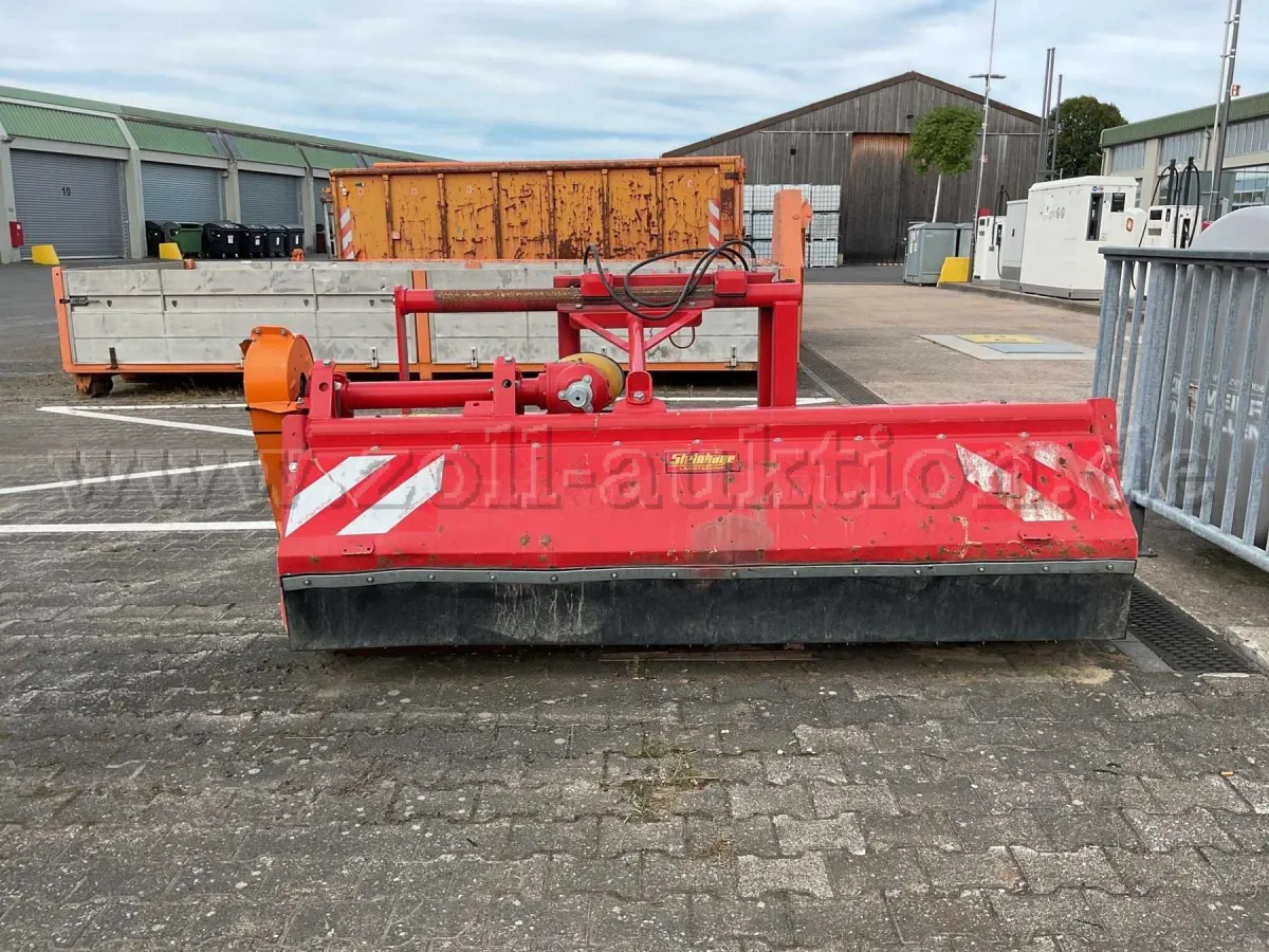 1 مطحنة مطارق Dücker UM23 HVG5 معطلة/للإصلاح