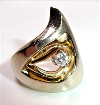 Dizajnerski prsten 750 zlato 0,15 ct briljant, unikat.