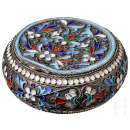 Cloisonné-Emaille-Pillendöschen, Russland, St. Petersburg, Meister „Ja.A“, 1825