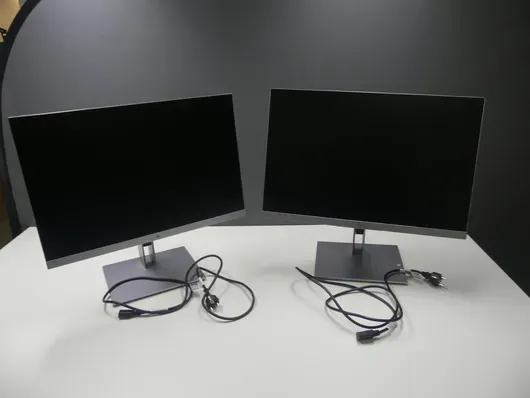 2x hp - Näyttö