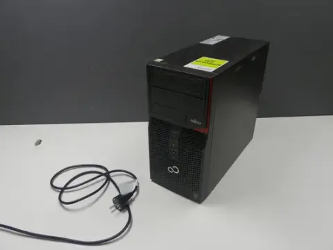 Fujitsu Esprimo P420 E85+ s Windows 11 — radna stanica