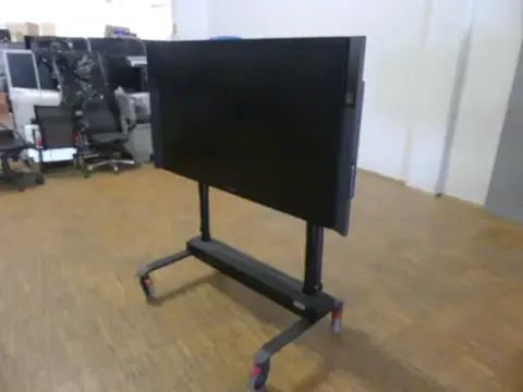 Microsoft - Surface Hub - Windows 11 - interaktivni zaslon
