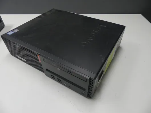 Lenovo - M710s - ThinkCentre - Windows 11 - PC