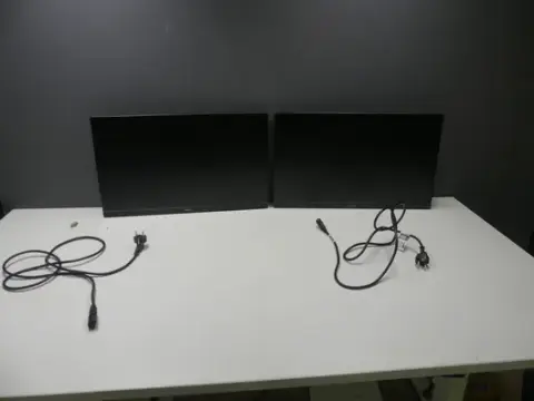 2 kom. BenQ - Monitor