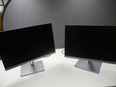 2 kom. hp - E243i - monitor