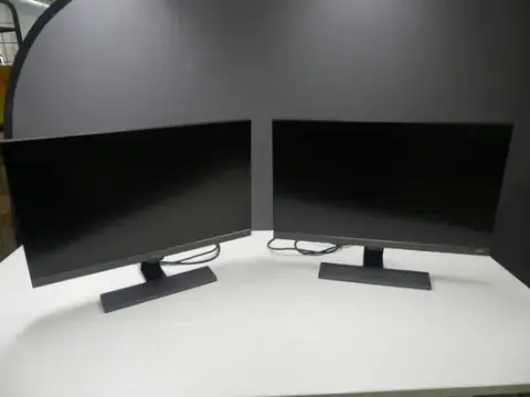 2x BenQ monitor