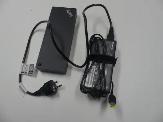 Lenovo - ThinkPad dokirna stanica, s napajanjem i kabelom