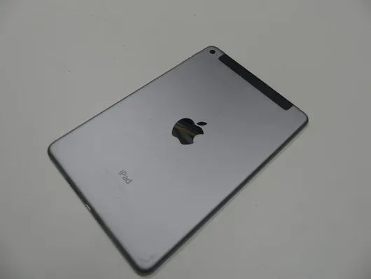 Apple - iPad