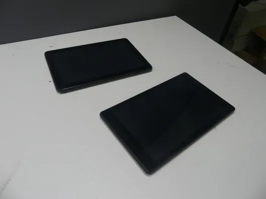 2 unidades Amazon - Fire Tablet
