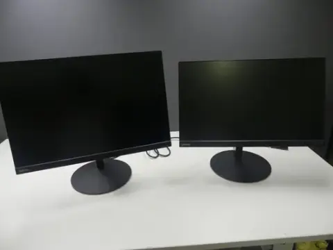2 шт. Lenovo ThinkVision монітори