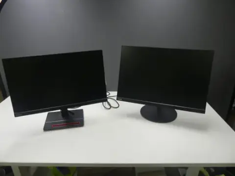 2x Lenovo - ThinkVision - монітор