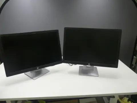2 buc. hp - monitor