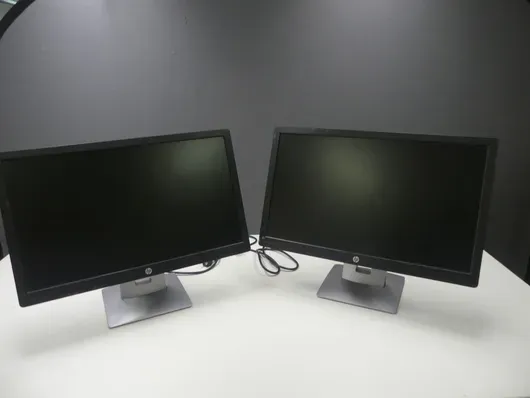 2 buc. hp - monitor