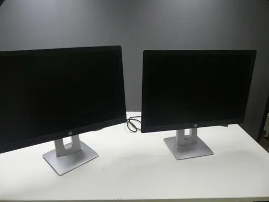 2 buc. hp - monitor