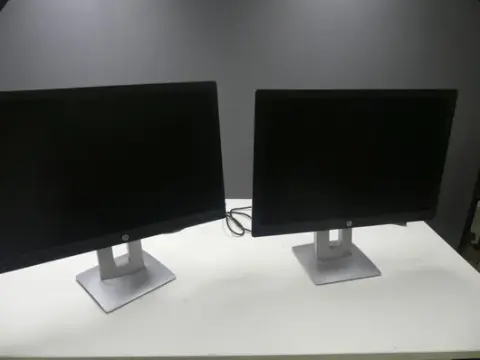 2 buc. hp - monitor