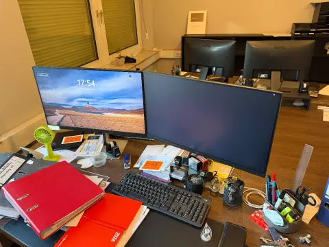 Партія моніторів 27" (HP)