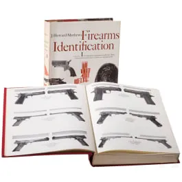 J. Howard Mathews 著《Firearms Identification》两卷