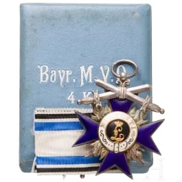 Ordre du mérite militaire 4e classe avec épées en écrin
