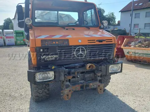1 Mercedes-Benz Unimog U 1400