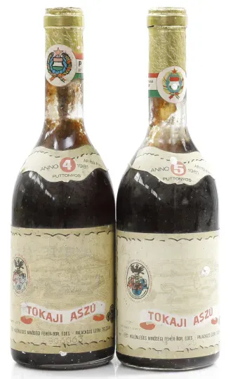 Kulonleges Minosegu Tokaji Aszu 4 Puttonyos 1981 0,5 l, Kulonleges Minosegu ... y 1 más