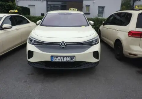1 autovettura VW ID.4 Pro, targa: GT-VT 110E, prima immatricolazione: 18.07.2025, numero di telaio: WVHZZZE27SE046891, 26.112 km, elettrica, 89 kW, 0603/CSX
