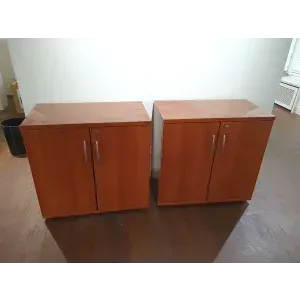 2 commodes MDD env. 80 x 78 x 43 cm (sans clé)