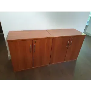 2 komody ok. 80 x 78 x 43 cm bez klucza