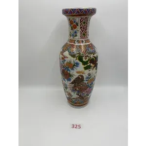 Chinese porcelain floor vase - hand-painted