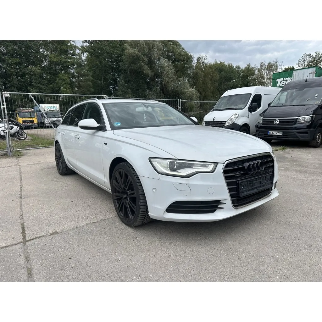 Audi A6 Avant (zabaveno)
