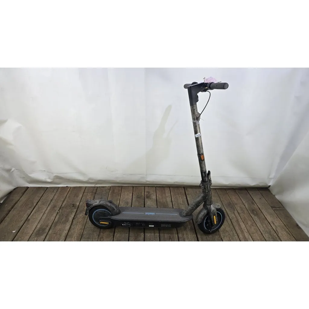 Elektrická koloběžka Ninebot Max G3