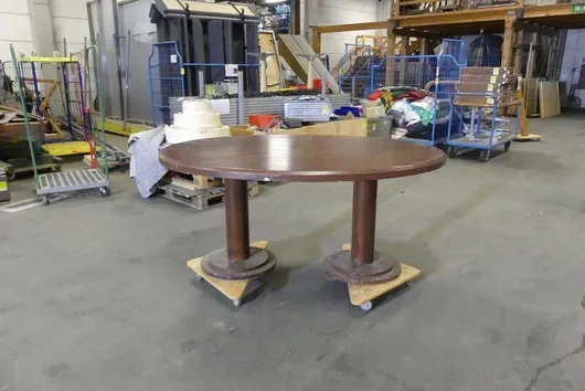 Accessoire - Table marron