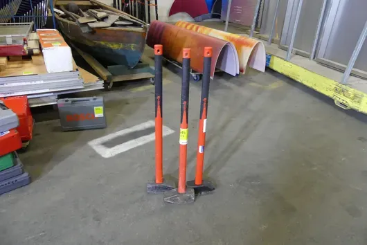 3 sledgehammers