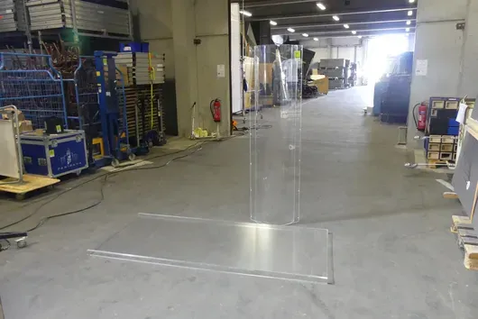 3x Plexiglaswand