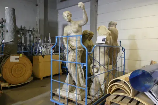 1x sculptuur