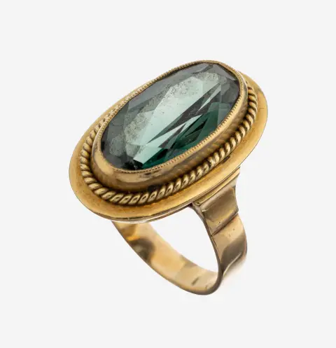 Bague or 14 kt pierre colorée, or jaune 585/000, spinelle synthétique vert facetté ovale, taille 59, env.