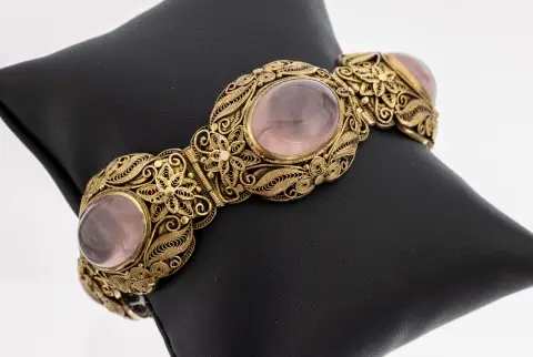 Bracelet en quartz rose, Chine années 1950-60, argent plaqué, 5 maillons en filigrane