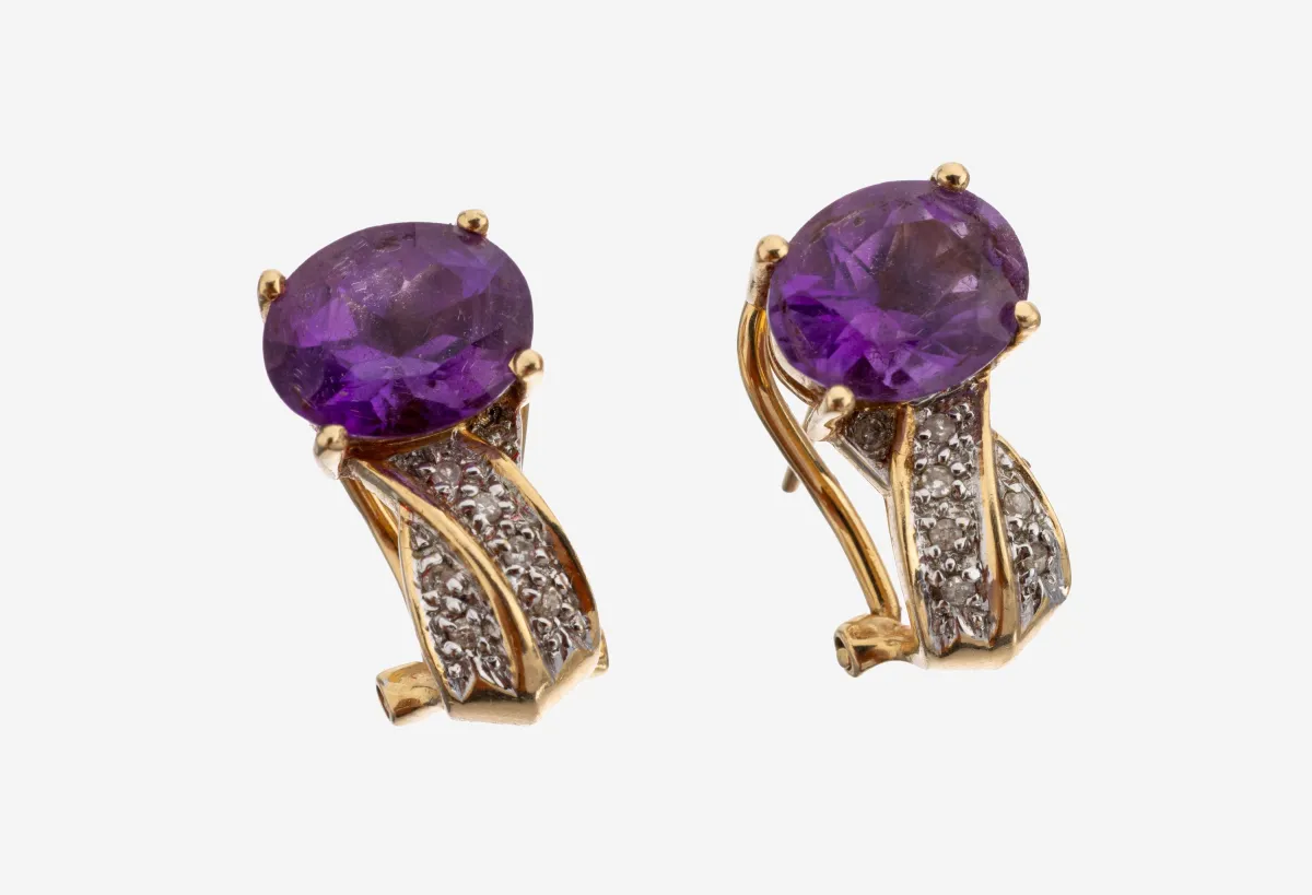 Paar 14 kt Gold Amethyst-Diamant-Ohrstecker, GG 585/000, 2 ovalfacett. Amethyste zus