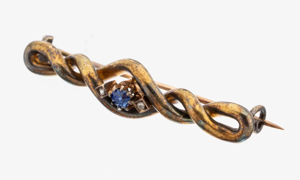14 kt gold sapphire-diamond brooch, circa 1880-1900, hallmarked 585/000, interlocking
