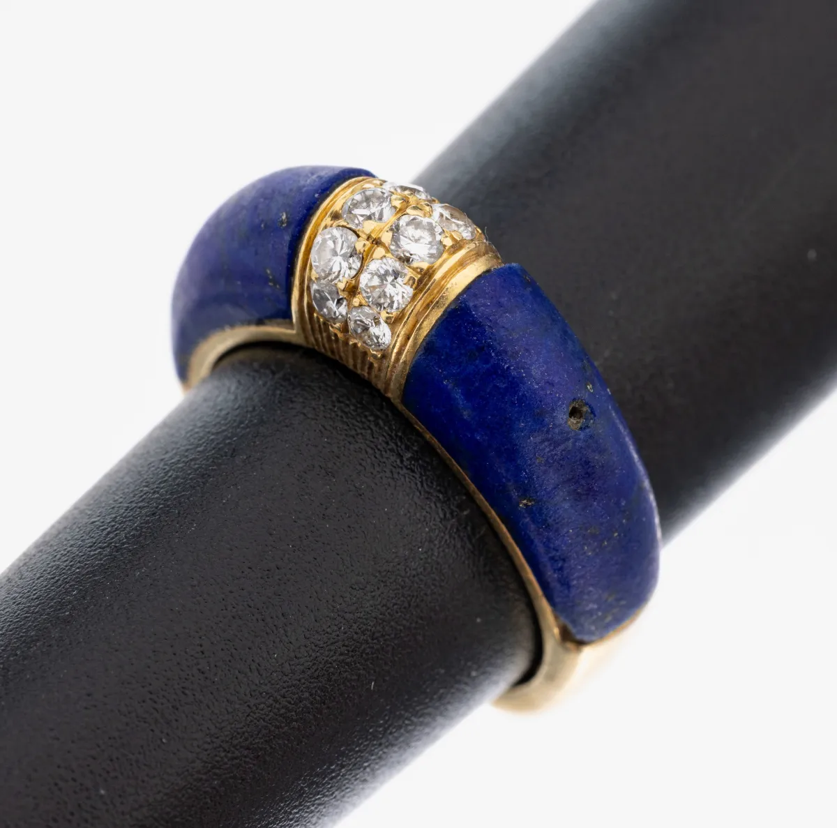 18 kt Gold Brillant-Lapislazuli-Ring, GG 750/000, 10 Brillanten zus. ca. 0.20 ct