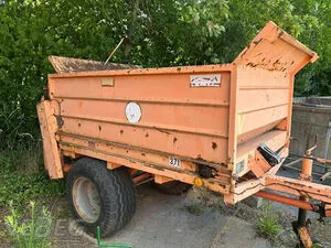 Rink GS 20 askılı kum serpme makinesi